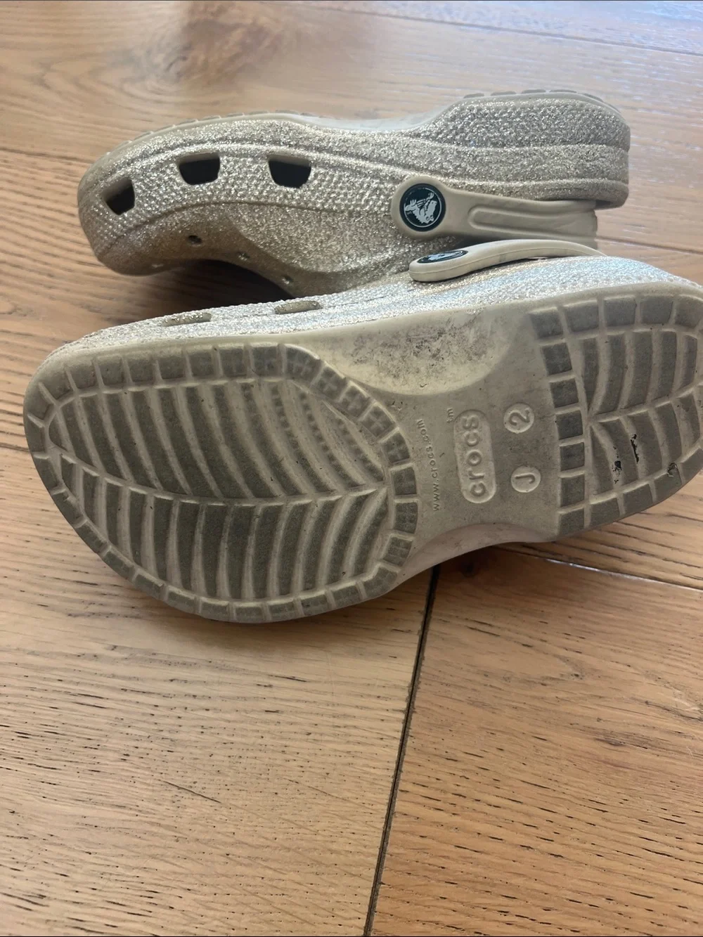 CROCS Kids Glitter Classic Clog in Gold